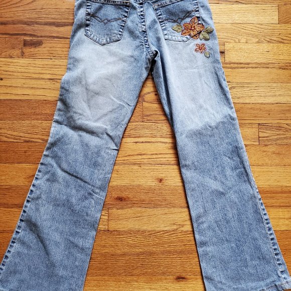 Vintage childrens size 14 jeans with butterfly - Picture 1 of 4